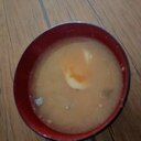 里芋とわかめの味噌汁